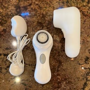 Clarisonic Mia Cleansing Device